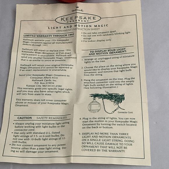 Winnie the Pooh Hallmark Keepsake Ornament 1994 Parade Magic Motion Music TESTED - Picture 11 of 16